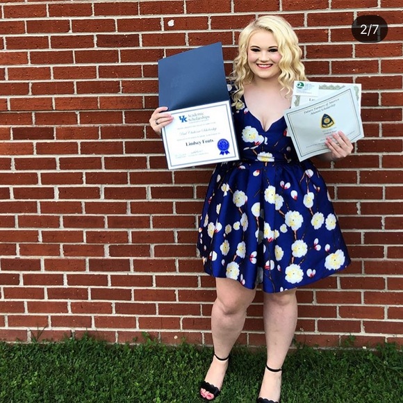 Beautiful royal blue floral dress - Picture 2 of 2